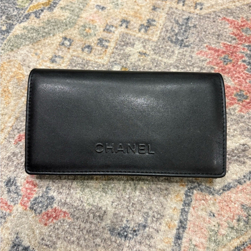 CHANEL Black Embossed Logo Long Leather Sunglasses Case - Picture 9 of 9